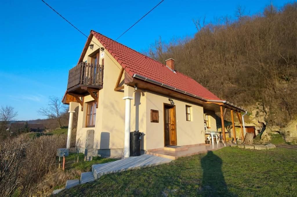 Sas-Feszek Vendeghaz Apartment Demjén Exterior photo